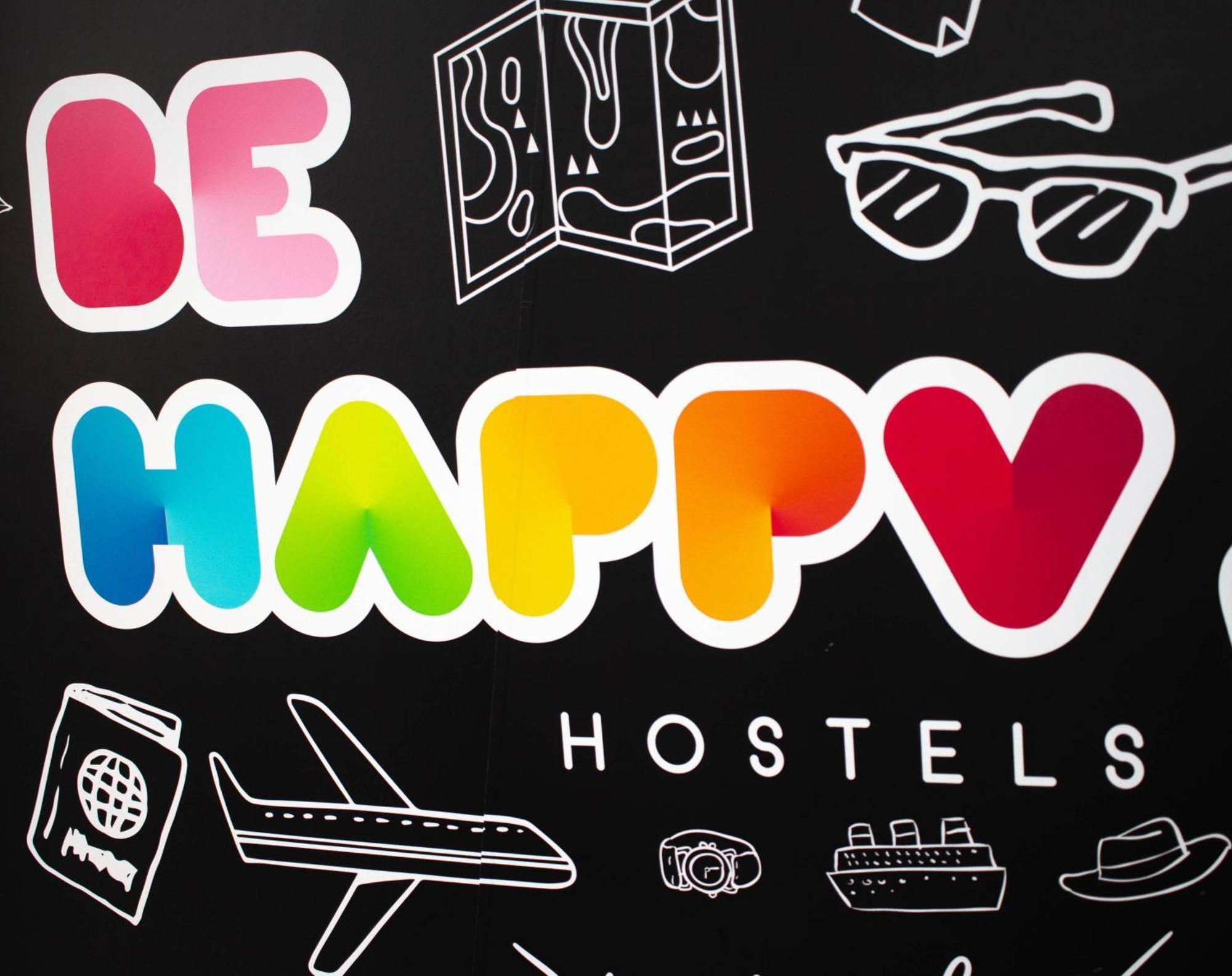 Be Happy Hostel Nerja Exterior photo